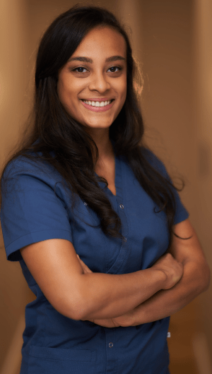 Paris 6 Aurelie assistante dentaire qualifiee